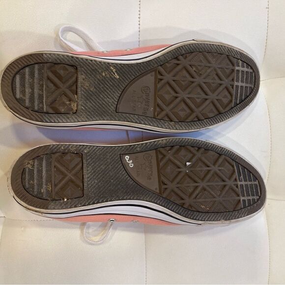 Converse Chuck Taylor Low-top All Star Unisex Pink/salmon Sneakers - Picture 5 of 8